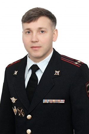 Начальник отдела физической подготовки и организационно-массовой работы - Истомин Александр Евгеньевич