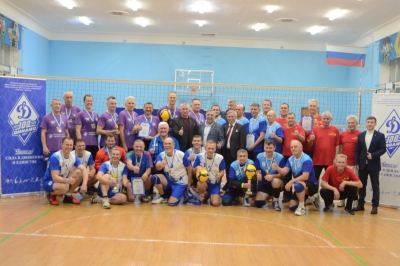 Ветераны ОВД Пермского края приняли участие в турнире по волейболу